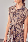 PRINT FRONT TIE DRESS